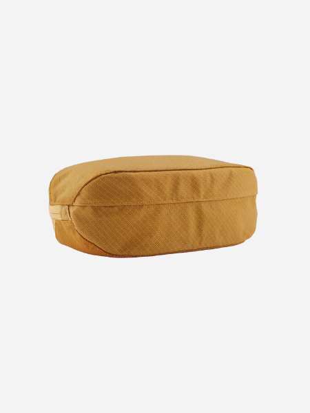 Patagonia 3L Black Hole Cube: 
Pufferfish Gold