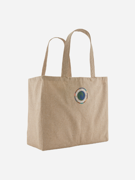 patagonia recycled bag Patagonia Recycled Oversized Tote '95 Oval Logo: Classic Tan