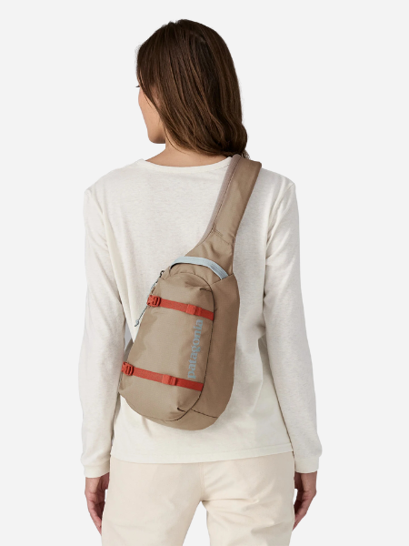 Patagonia Atom Sling Bag 8L: 
Seabird Grey
