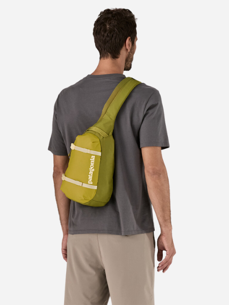 Patagonia Atom Sling Bag 8L: 
Graze Green