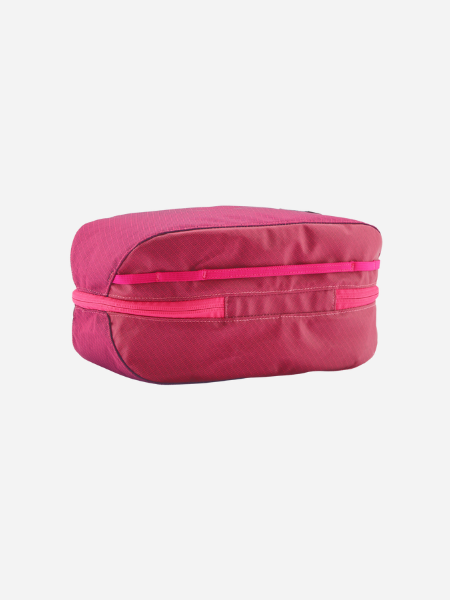 Patagonia Black Hole Cube 6L: 
Luminous Pink