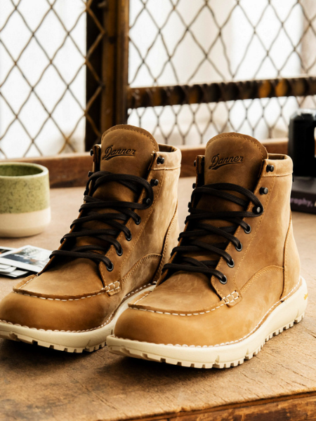Danner Men's Logger Boots Moc 917 GTX: Roasted Pecan