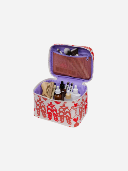 BAGGU Large Cosmetic Case: 
Cowgirl