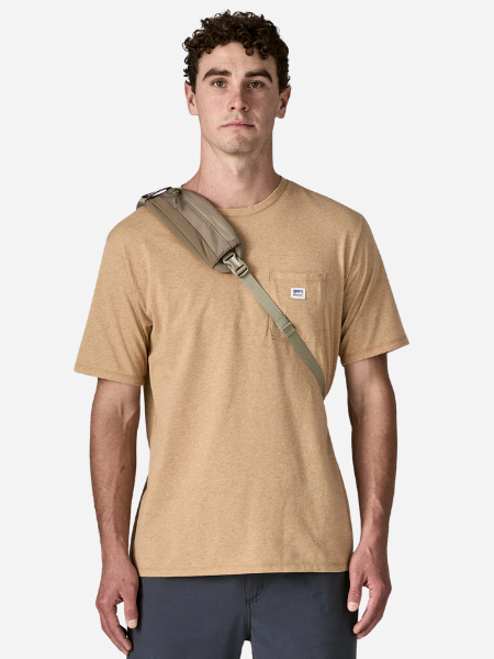 Patagonia Atom Sling Bag 8L:
Splashing Seas/Wing Grey
