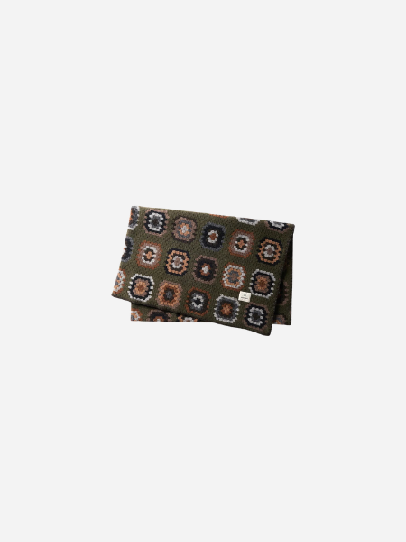 Snow Peak Wool Jacquard Blanket: Olive