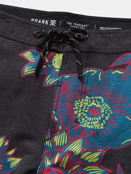 ROARK MEN'S PASSAGE BOARDSHORTS 17" 
