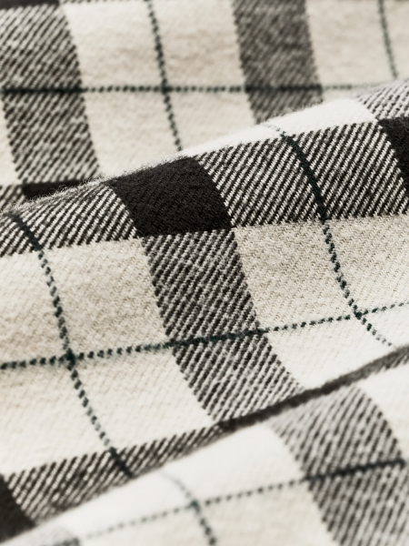 Filson Alaskan Guide Shirt: Light Cream Multicolor-Plaid 