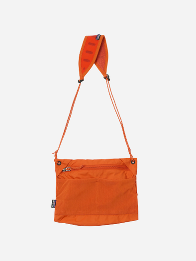 patagonia porter bag ALL NEW TANKER Waist in Sage Green It has a big 61 Patagonia Black Hole Duffel Bag
