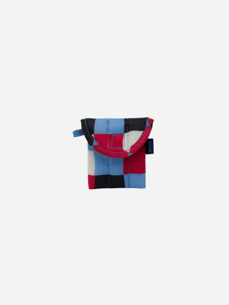 BAGGU Puffy Earbuds Case: 
Painted Check