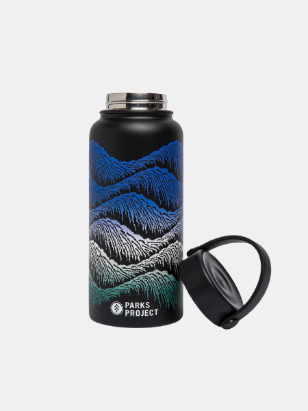 PARKS PROJECT ACADIA MIDNIGHT WAVES 32OZ. INSULATED WATER BOTTLE