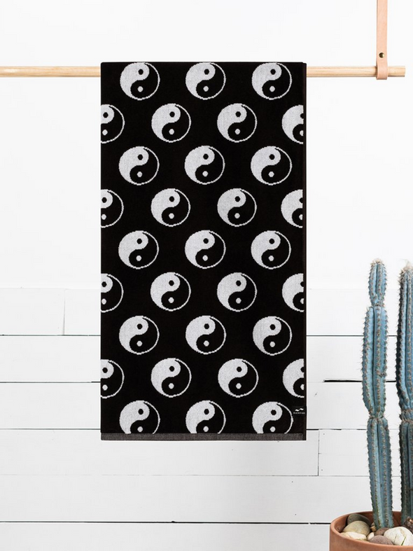 SLOWTIDE BEACH TOWEL