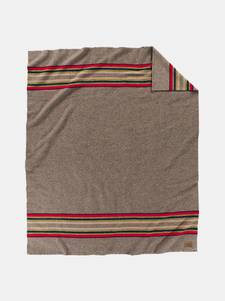 PENDLETON YAKIMA CAMP BLANKET - MINERAL UMBER TWIN