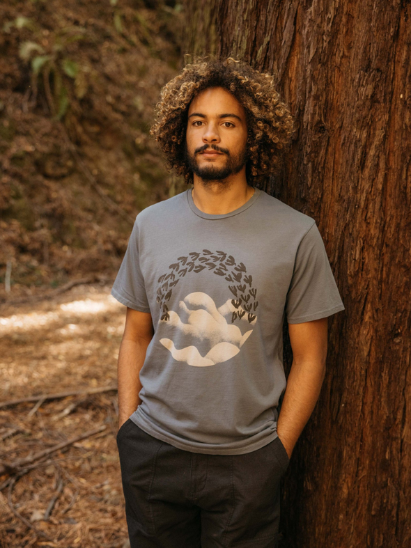 MOLLUSK CLOUD BIRD TEE