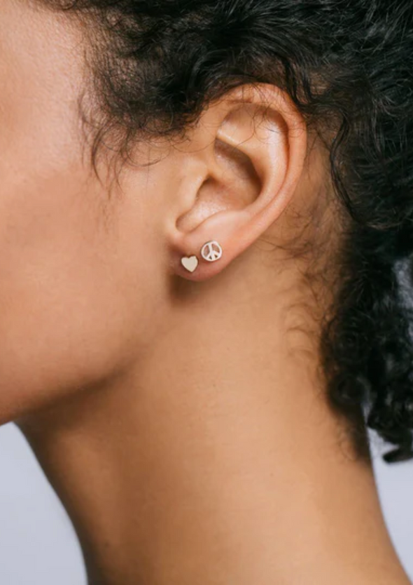 KRIS NATIONS PEACE SIGN AND HEART STUD EARRING - 18K GOLD VERMEIL